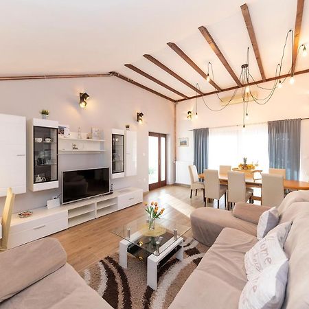 Apartman Lana Biograd Na Moru Ngoại thất bức ảnh
