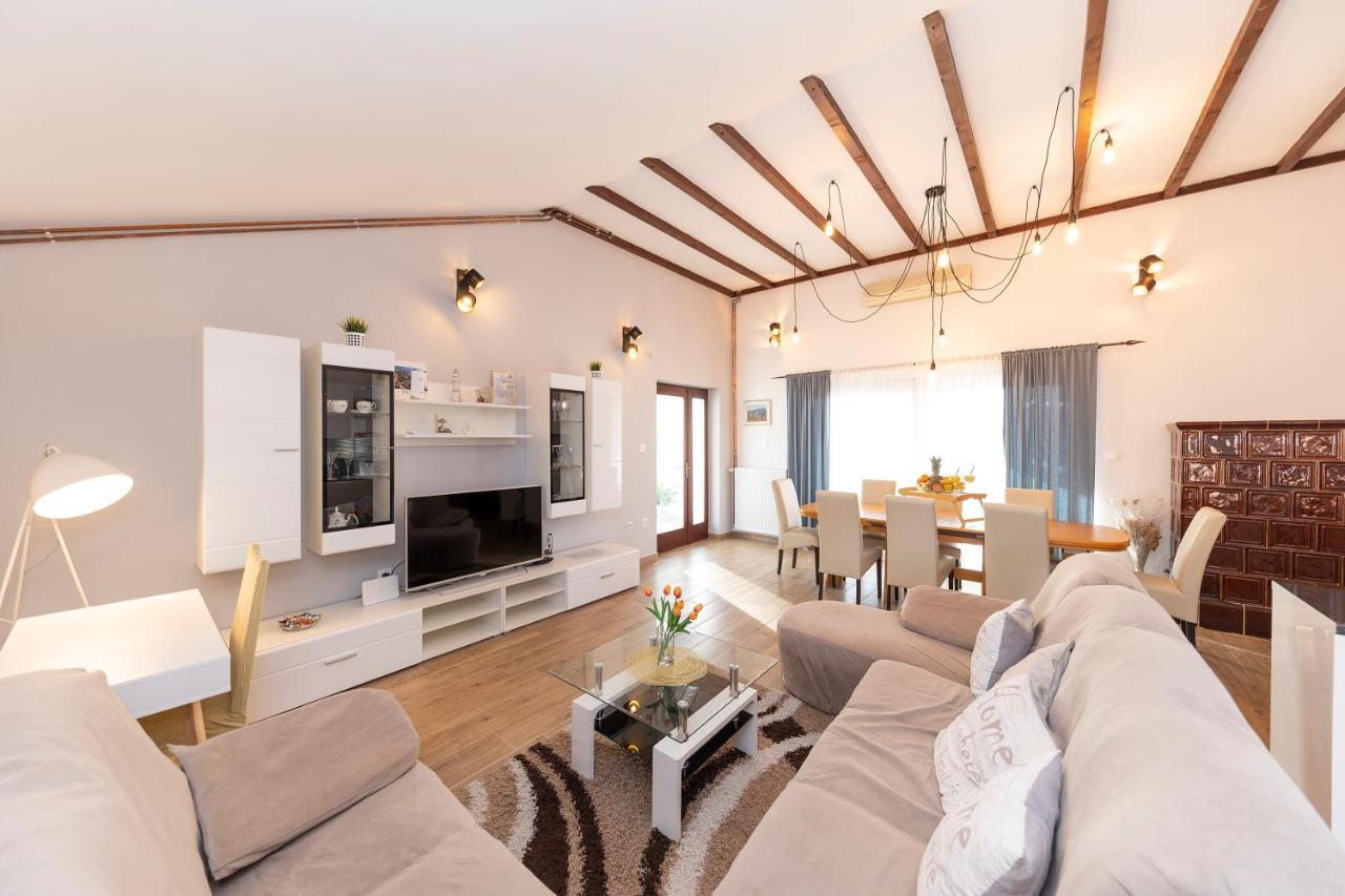 Apartman Lana Biograd Na Moru Ngoại thất bức ảnh