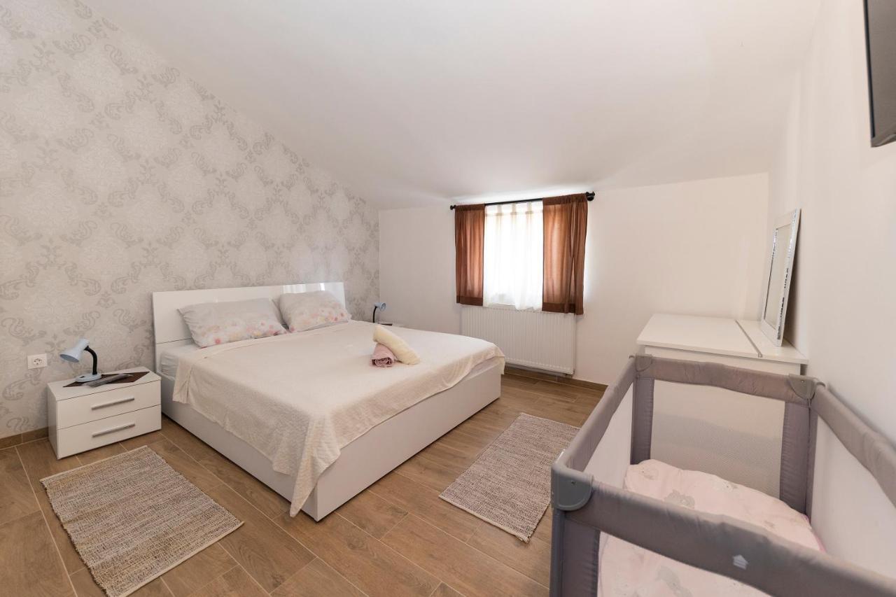 Apartman Lana Biograd Na Moru Ngoại thất bức ảnh